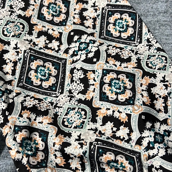 SHEIN raglan top, blueish-gray color size large - Picture 4 of 4